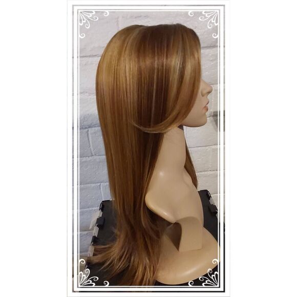 NWT~Beautiful Caramelesque " Fall From Grace" 26" Human Hair Blend Wig - Picture 3 of 8